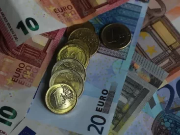 Δείτε εάν κερδίσατε 50.000 ευρώ - «Κλήρωσε» η φορολοταρία Απριλίου